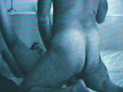 ફુવારો હેઠળ curvy અને petite સેકસી ઓપન શ્યામા fucks