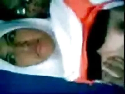 Cutie તેના મોટા dildo ઉપયોગ કરે છે બીપી પીચર વીડીયો સેકસી
